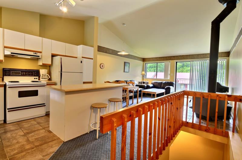 Condos Stoneham Room photo
